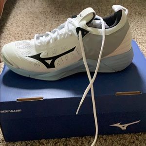 Mizuno Athletic Shoes